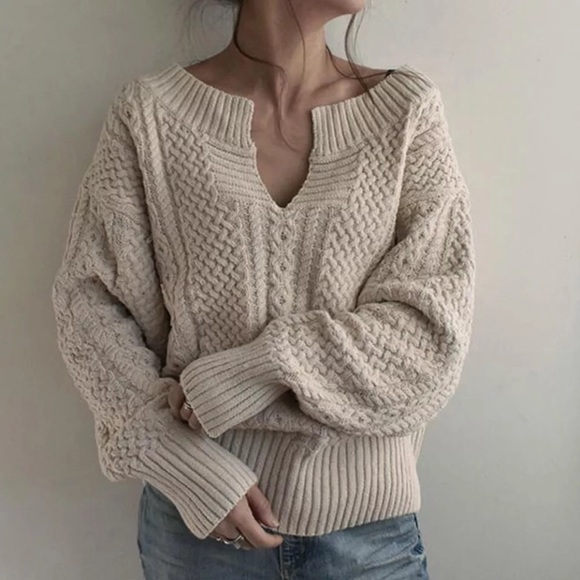 Sweater cable knit twist chunky khaki cream thick long sleeve winter v-neck - Picture 2 of 9